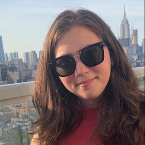 Meet your Posher, Emily
